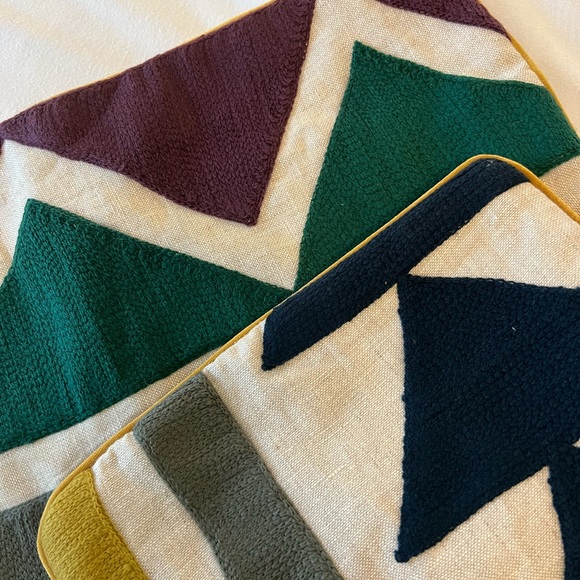 Pierre Frey Indiana Pillows - Set of 2 - Picture 4 of 7